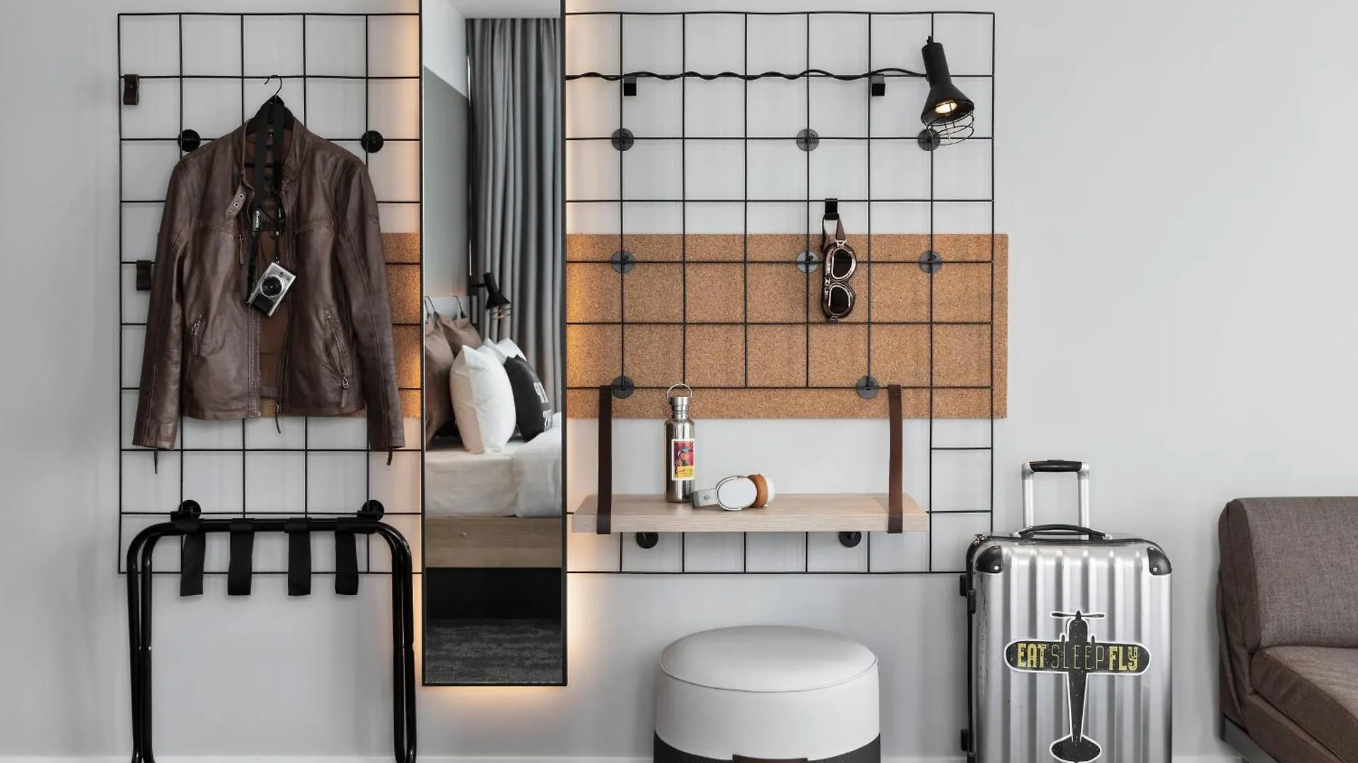Moxy Lyon Airport Hotel Colombier-Saugnieu